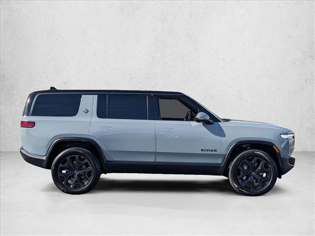 Used 2026 Rivian R1S Adventure image 4