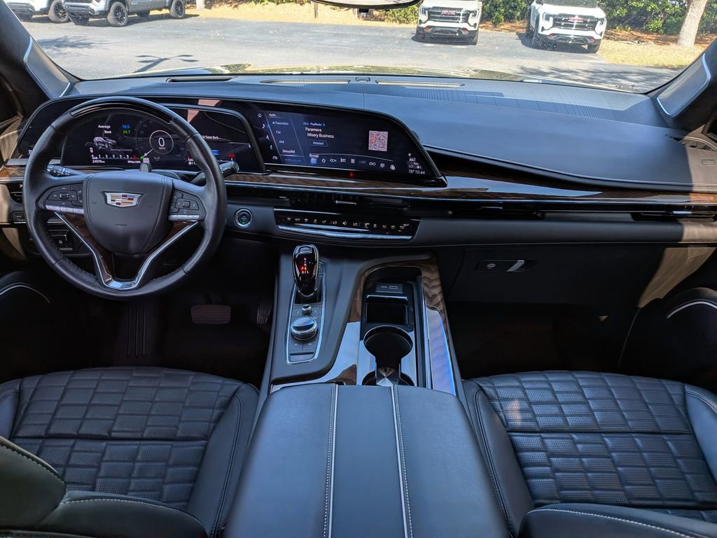 Certified 2023 Cadillac Escalade ESV Sport Platinum image 18