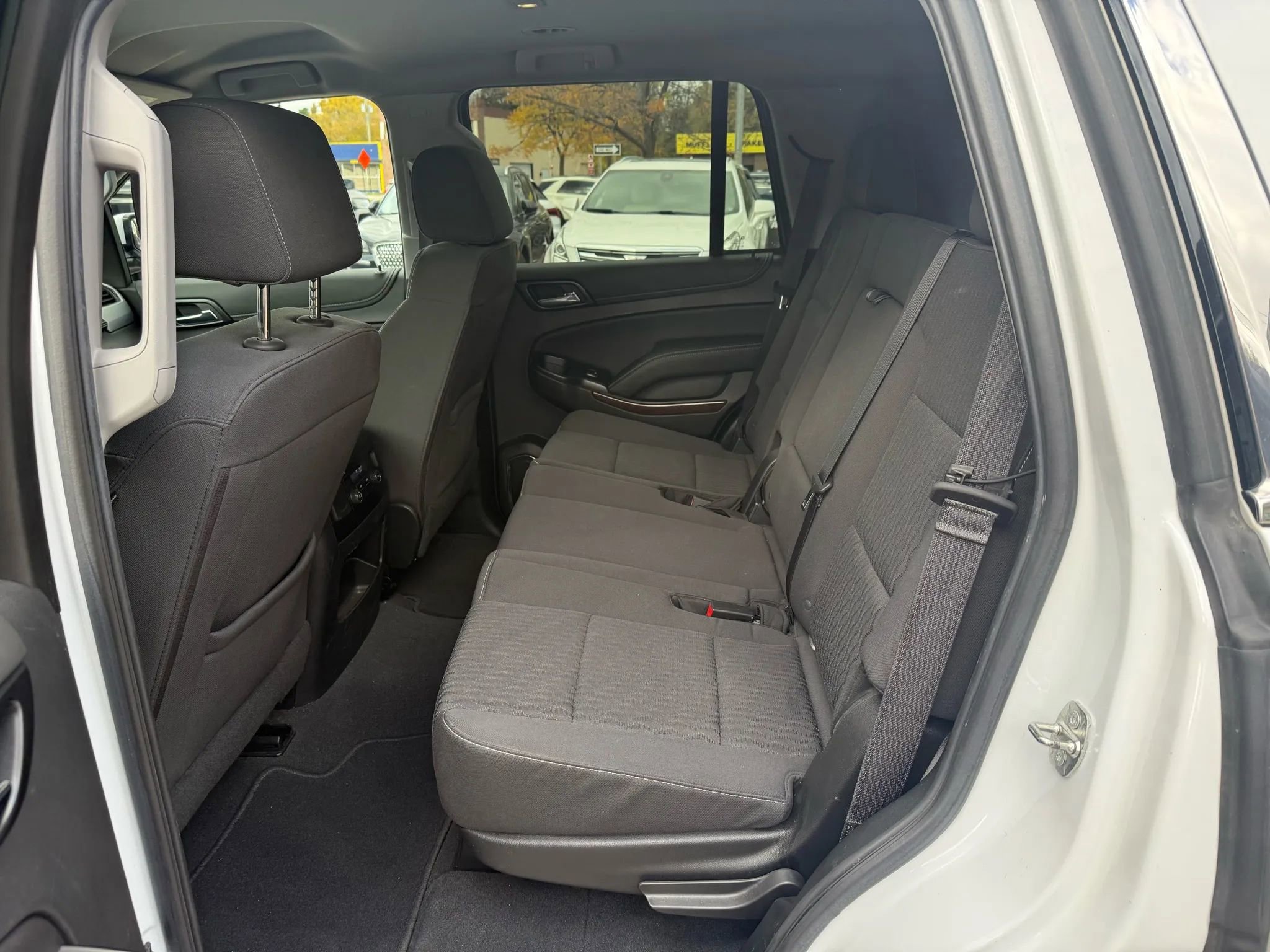 Used 2019 GMC Yukon SLE w/ SLE Value Package image 27
