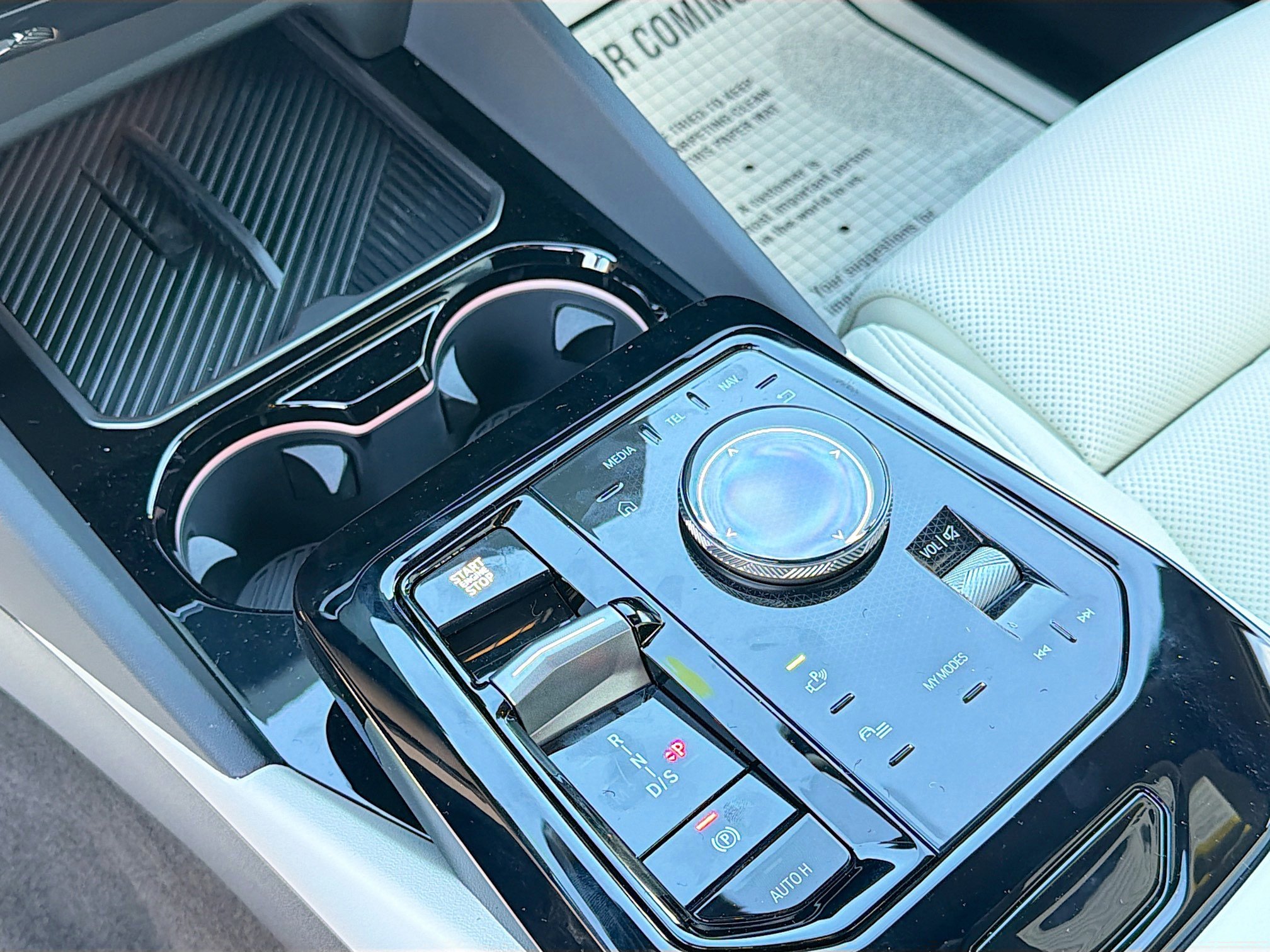 New 2026 BMW 530i w/ Convenience Package image 29