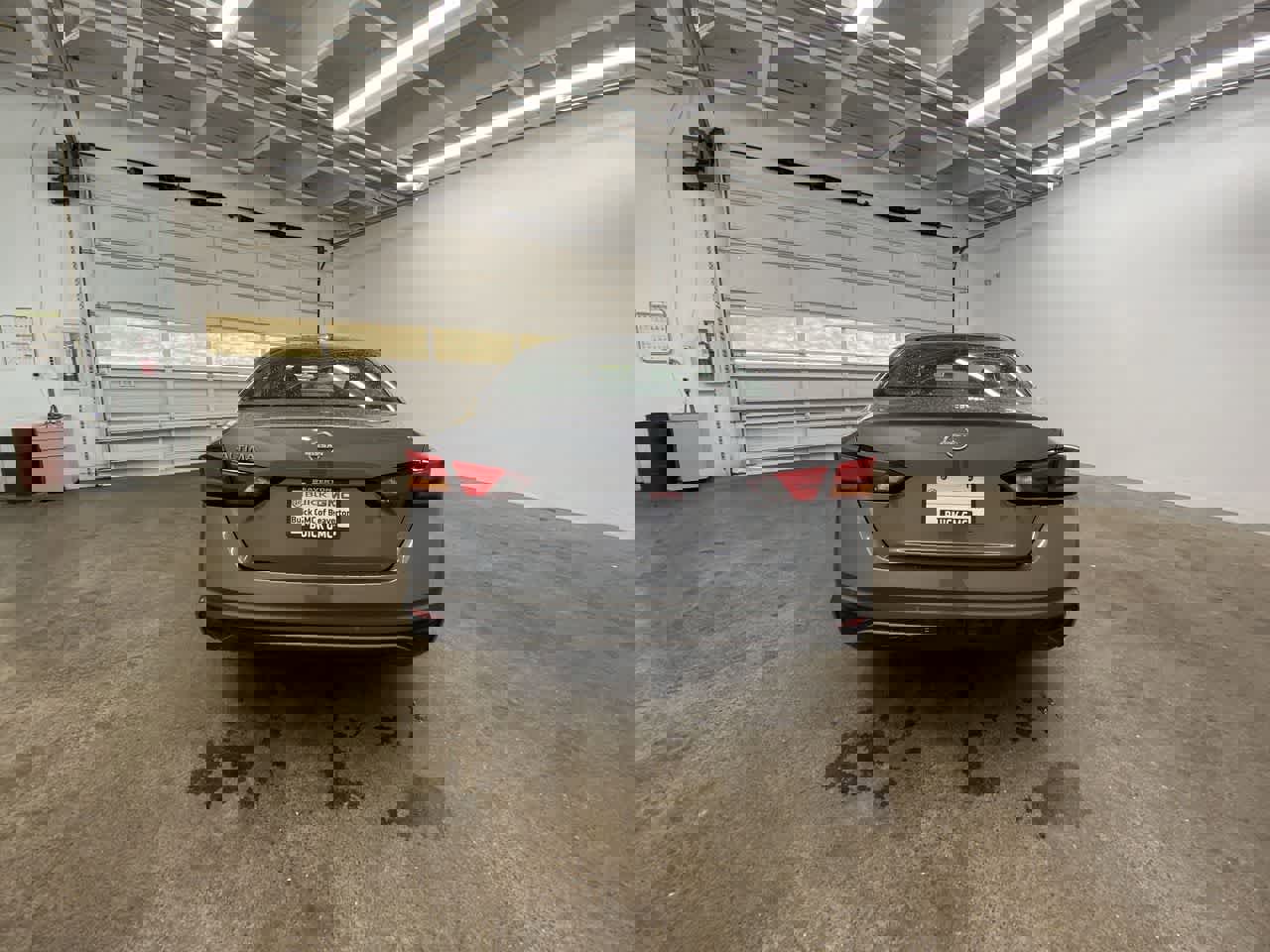 Used 2025 Nissan Altima 2.5 SV image 5