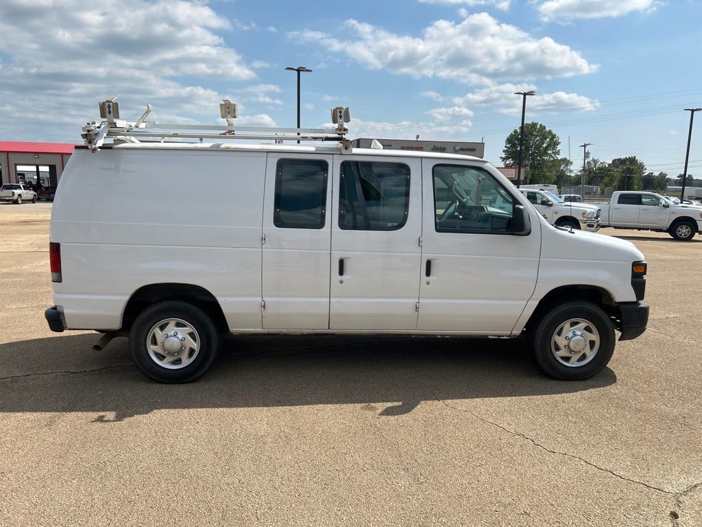 Used 2010 Ford E-250 and Econoline 250 image 6