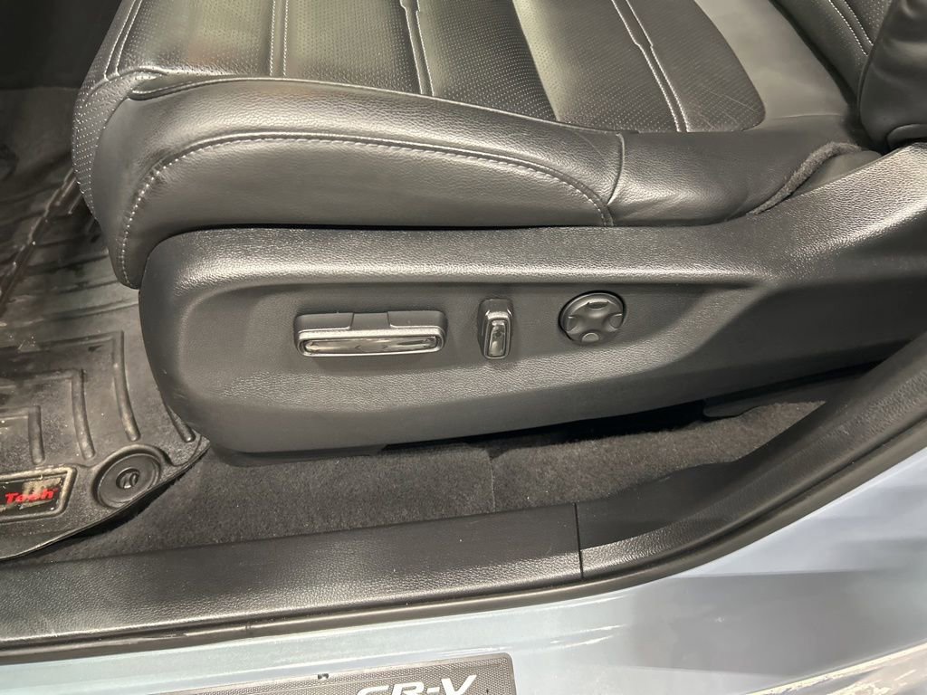 Used 2020 Honda CR-V EX-L image 12