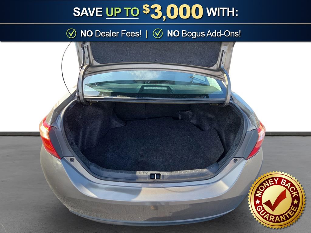 Used 2017 Toyota Corolla LE FWD image 24