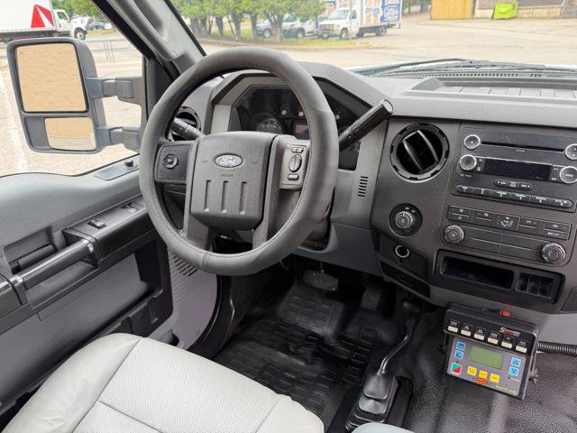 Used 2016 Ford F250 XL w/ Power Equipment Group AWD/4WD image 14