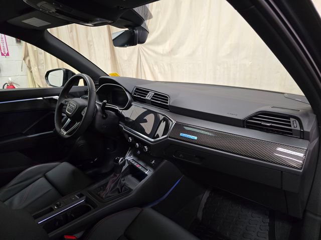 Used 2025 Audi Q3 2.0T Premium Plus w/ Premium Plus Package image 39