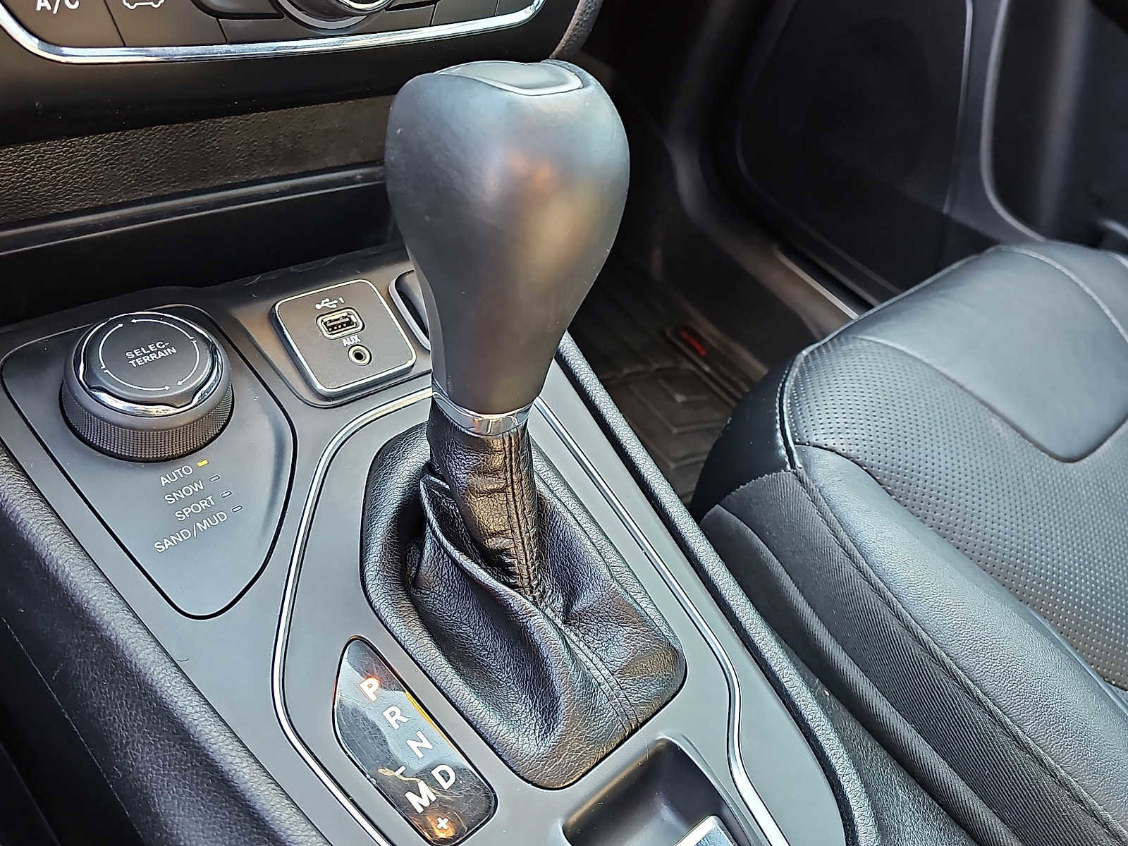 Used 2019 Jeep Cherokee High Altitude image 15