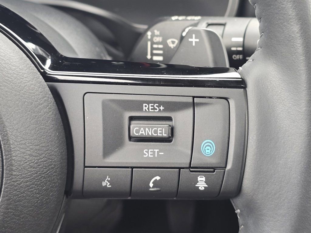 Used 2024 Nissan Rogue Platinum w/ Platinum Premium Package AWD/4WD image 27