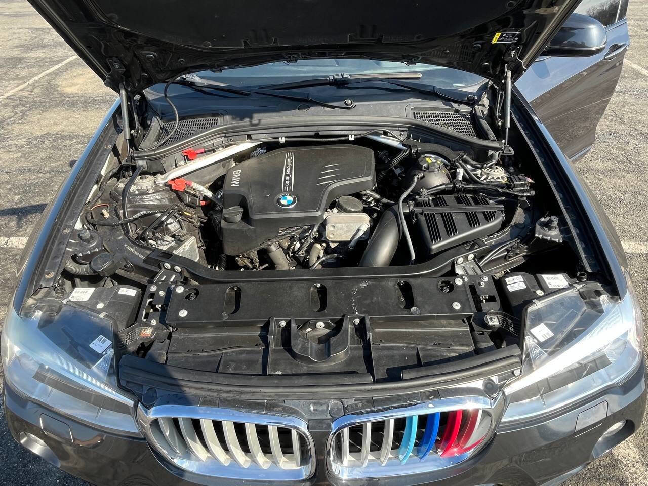 Used 2017 BMW X4 xDrive28i AWD/4WD image 11