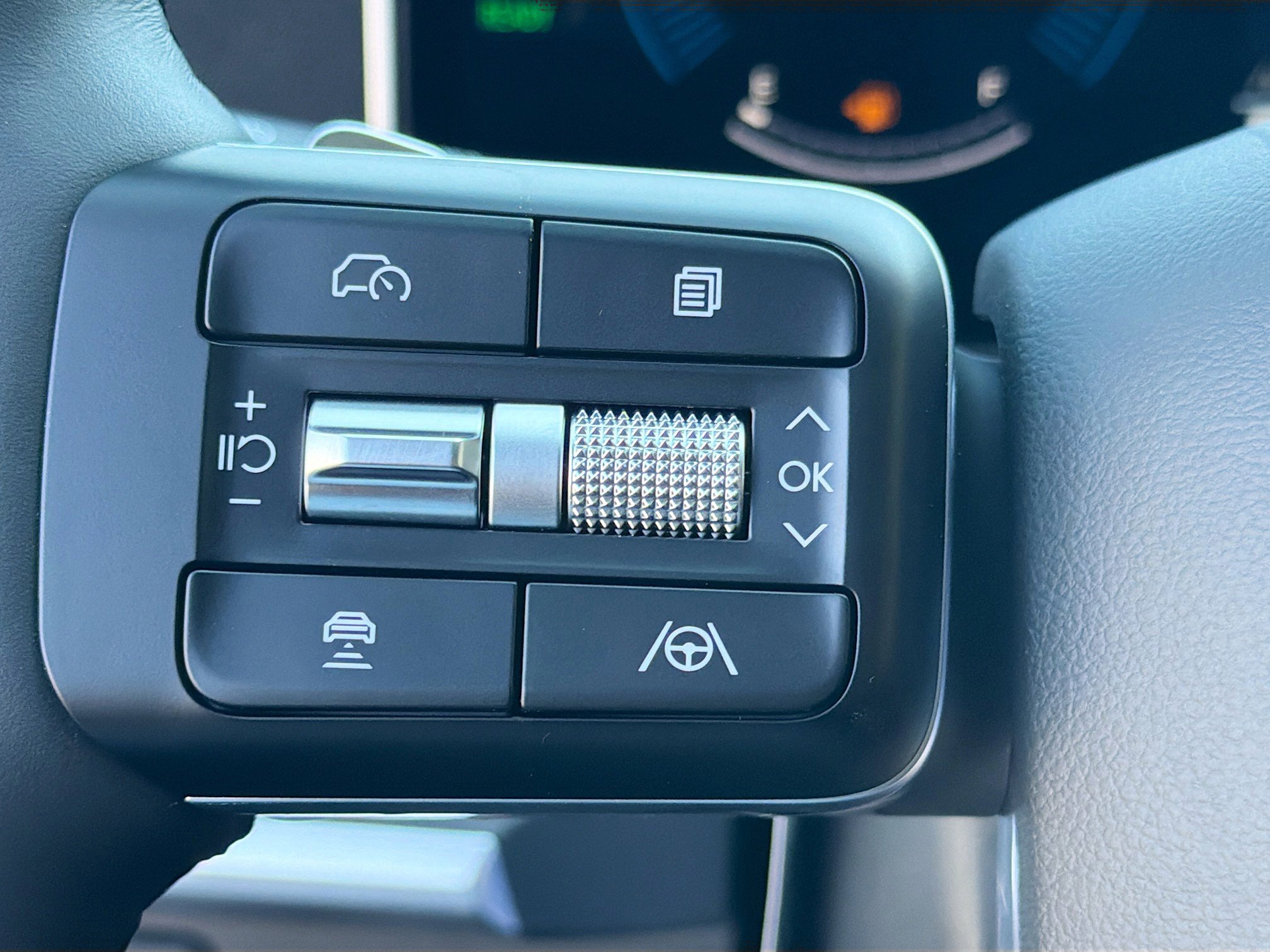 New 2026 Hyundai Santa Fe SE image 31