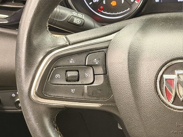 Used 2021 Buick Encore GX Select w/ Sport Touring Package FWD image 31