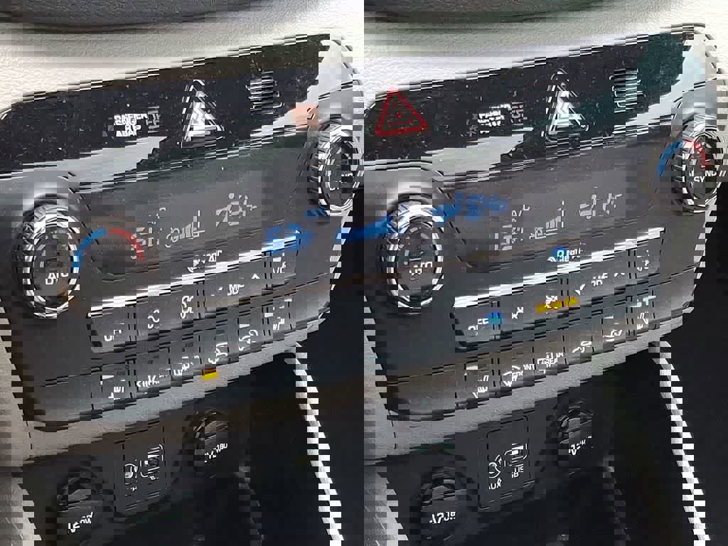 Used 2018 Hyundai Tucson Value AWD/4WD image 15