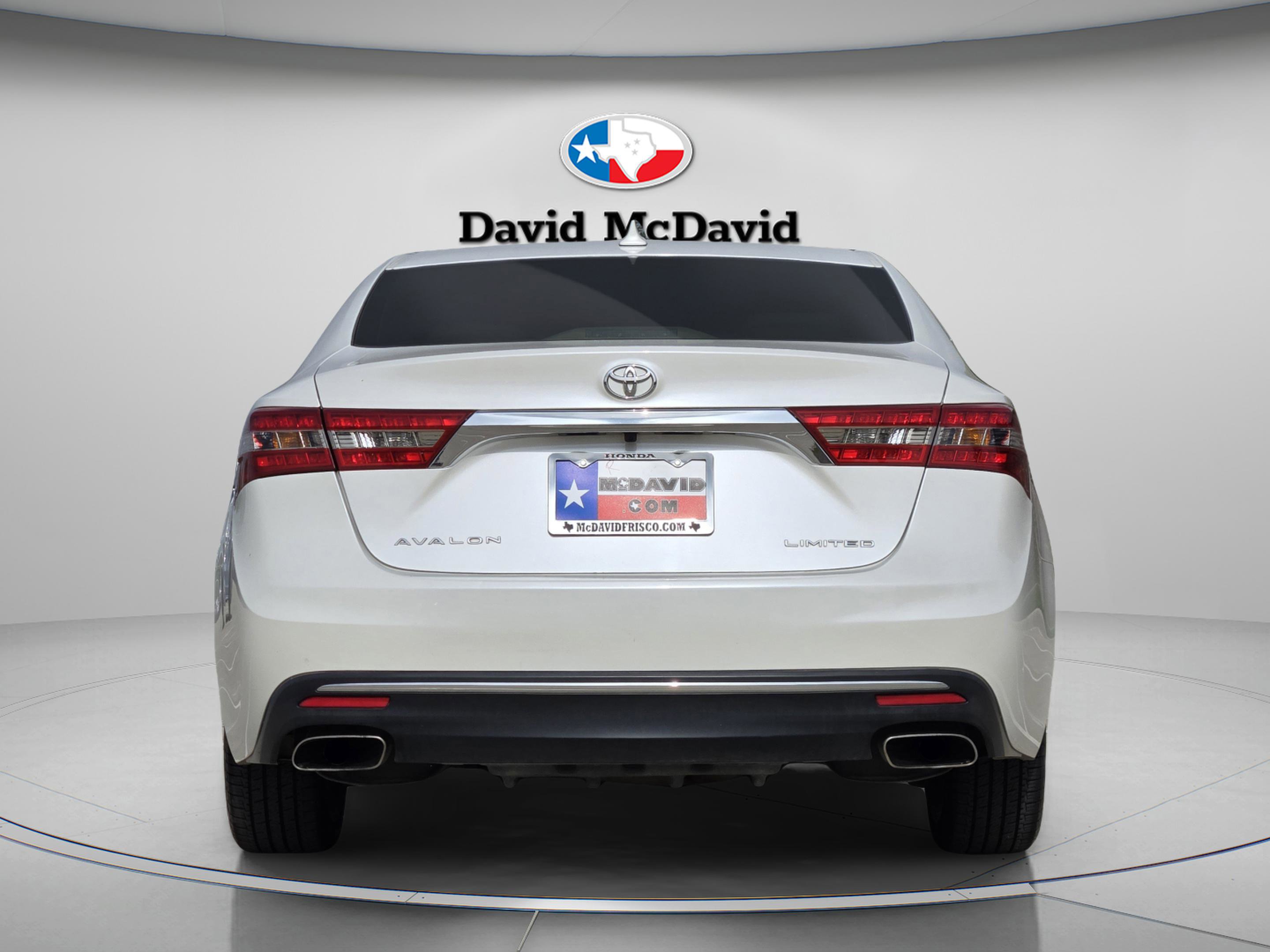 Used 2018 Toyota Avalon Limited FWD image 5