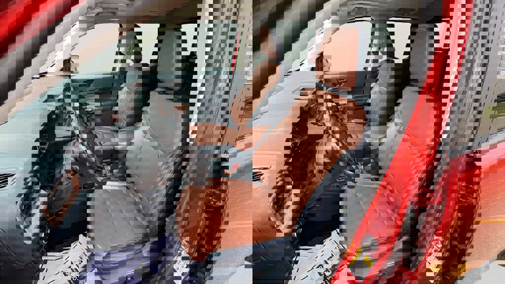 Used 2024 Ford Maverick Lariat w/ 4K Tow Package image 13