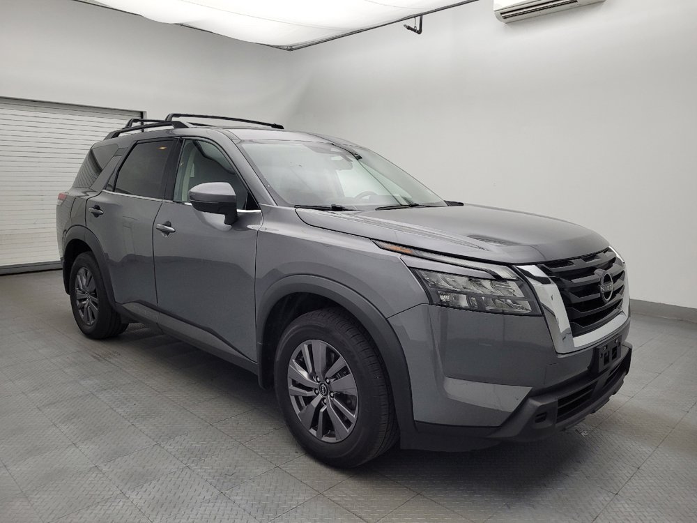 Used 2023 Nissan Pathfinder SV AWD/4WD image 13