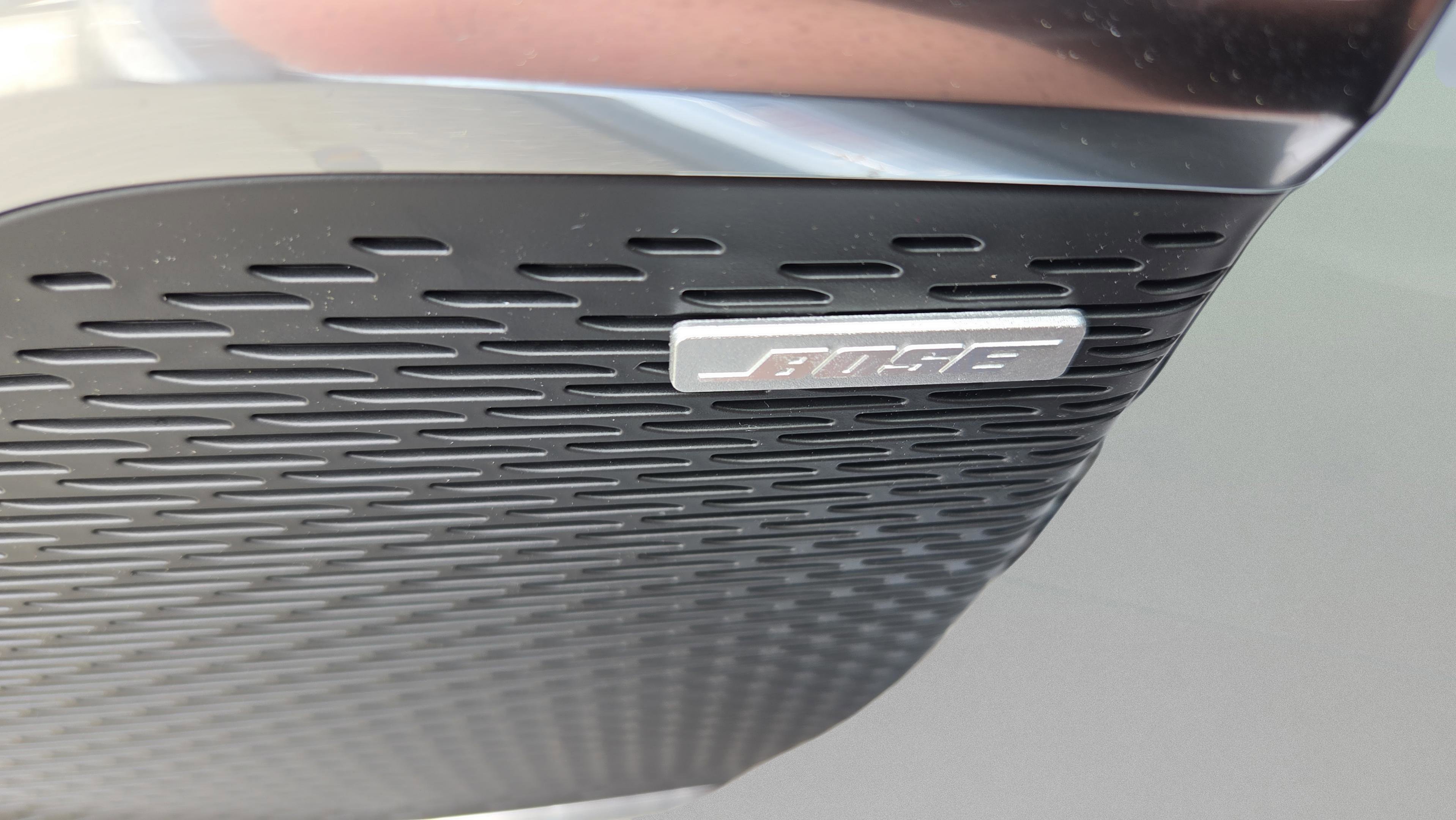 New 2026 Chevrolet Traverse RS w/ LPO, Floor Liner Package FWD image 34