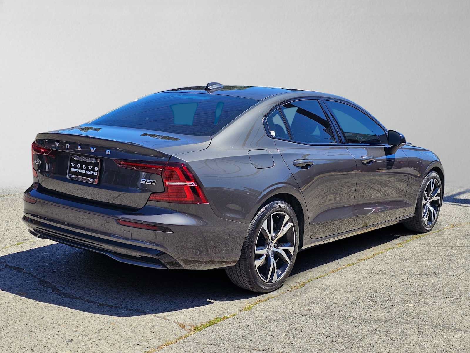 Certified 2024 Volvo S60 B5 Plus AWD/4WD image 3