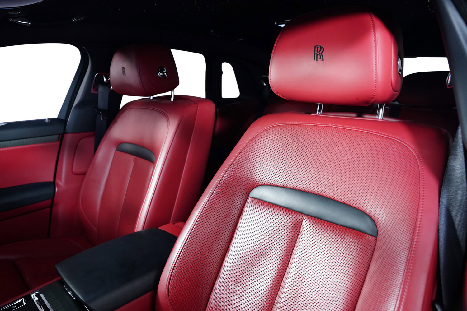 Used 2022 Rolls-Royce Ghost image 3