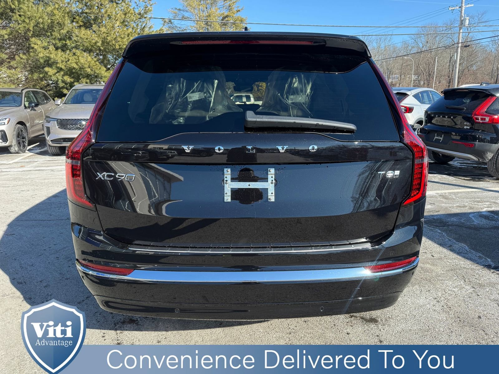 New 2026 Volvo XC90 T8 Plus w/ Protection Package Premier image 7