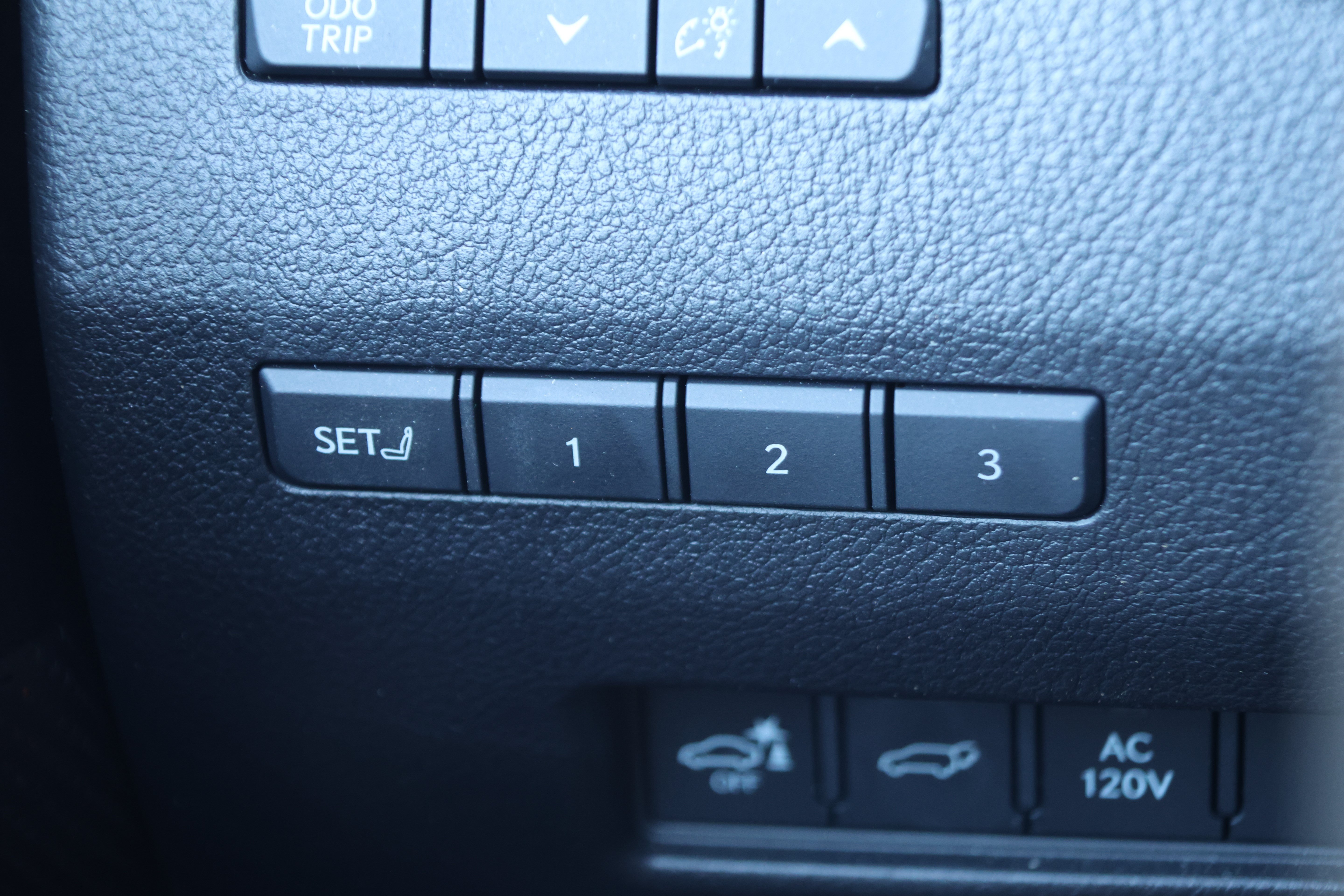 Certified 2024 Lexus GX 550 w/ Accessory Package (Z1) AWD/4WD image 15