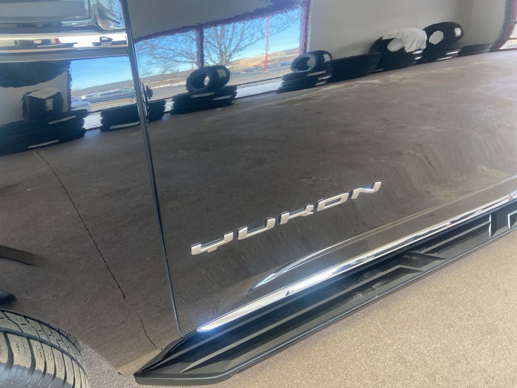Used 2021 GMC Yukon SLT AWD/4WD image 6