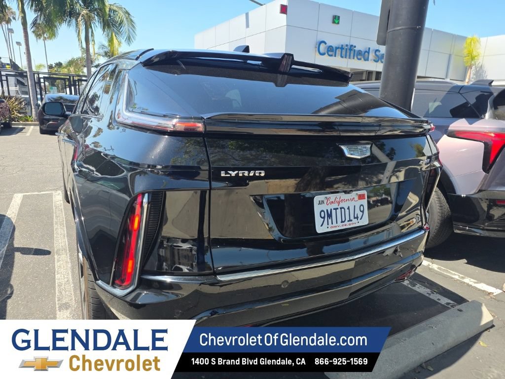 Certified 2024 Cadillac Lyriq Tech RWD image 4