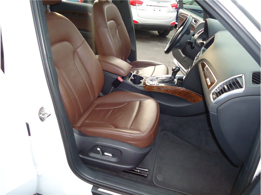 Used 2015 Audi Q5 2.0T Premium Plus w/ Technology Package AWD/4WD image 15