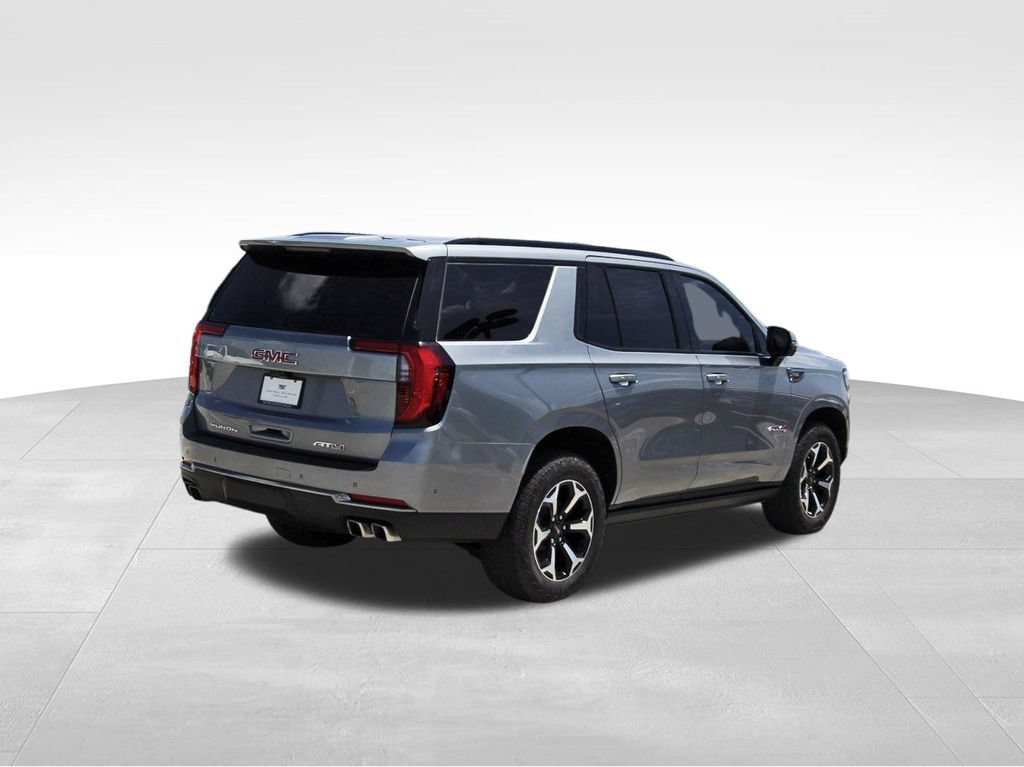 Used 2025 GMC Yukon AT4 w/ AT4 Premium Package AWD/4WD image 4