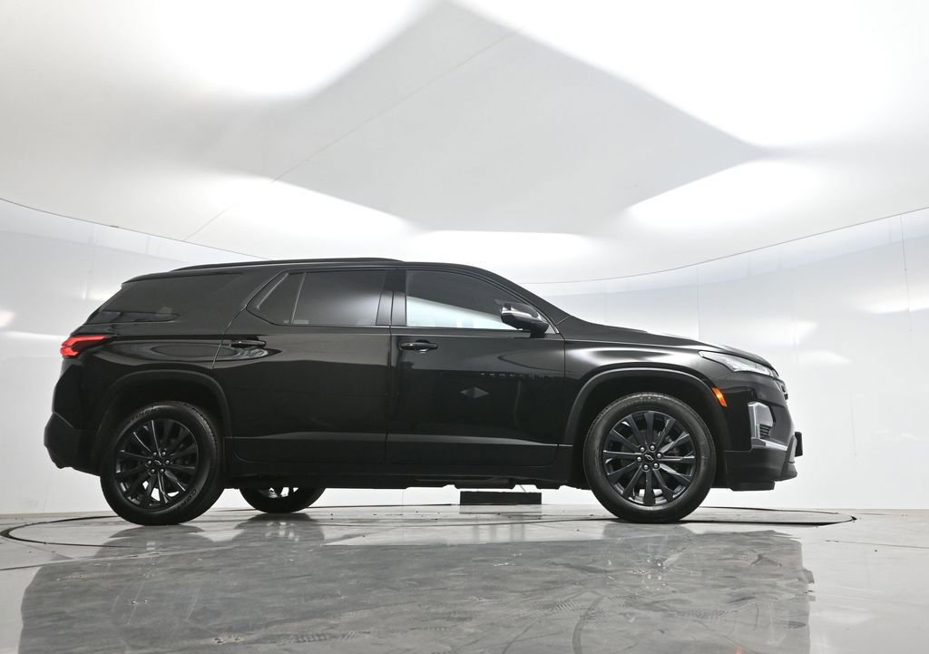 Used 2023 Chevrolet Traverse RS image 63