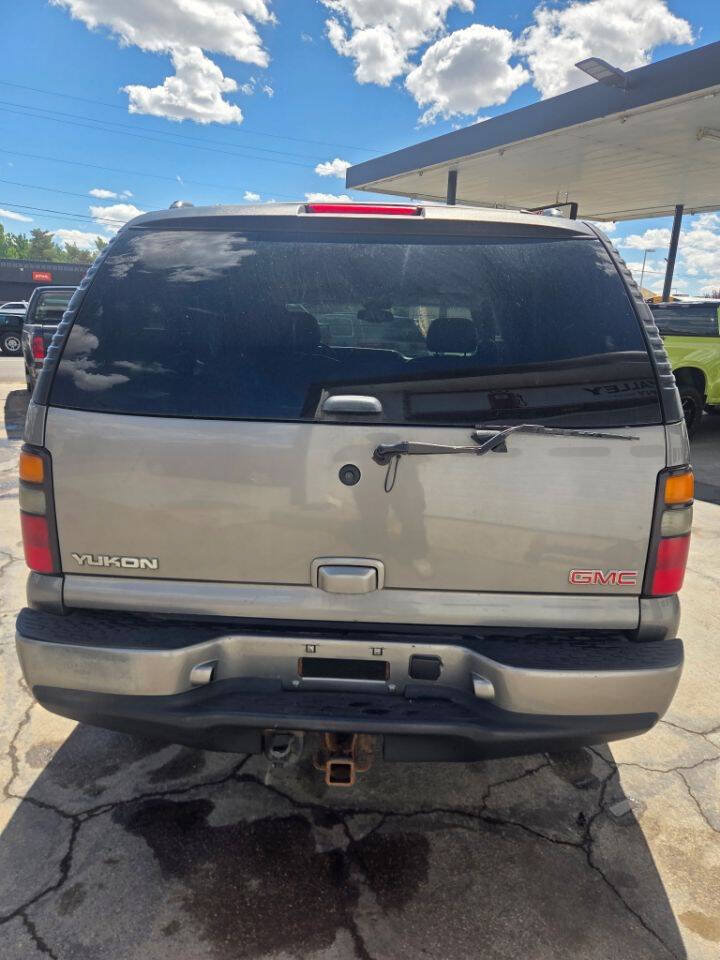 Used 2006 GMC Yukon Denali AWD/4WD image 4