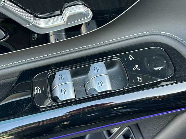New 2025 Mercedes-Benz SL 63 AMG S e Performance 4MATIC image 10