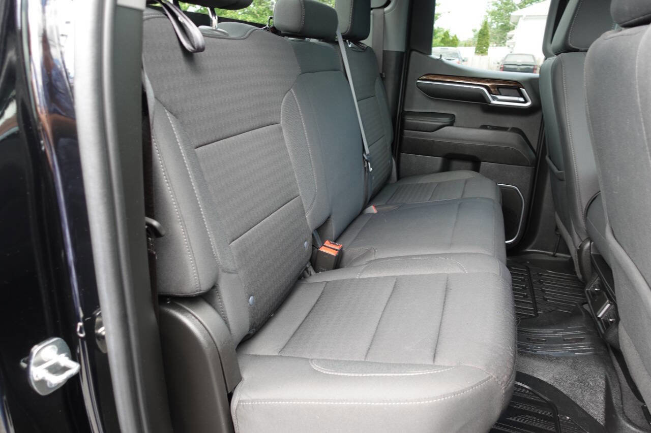 Used 2023 GMC Sierra 1500 Elevation w/ LPO, Elevation Black Package AWD/4WD image 29