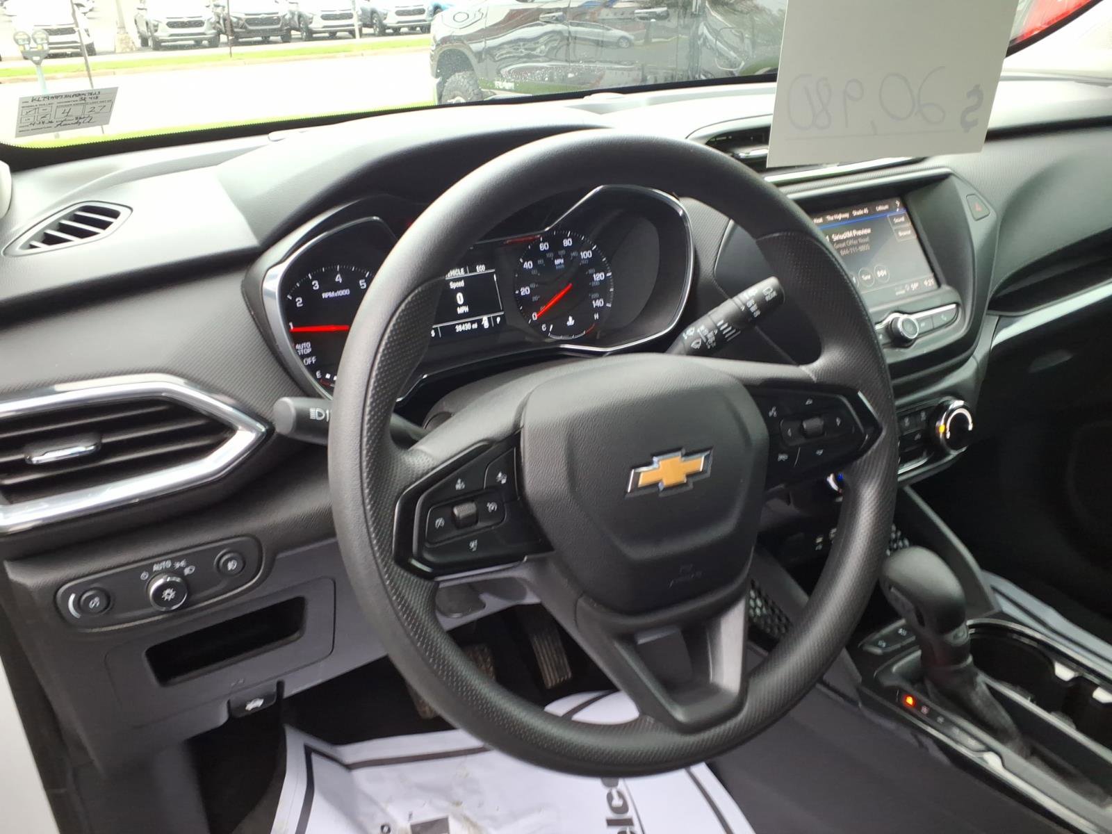 Certified 2023 Chevrolet TrailBlazer LT FWD image 11