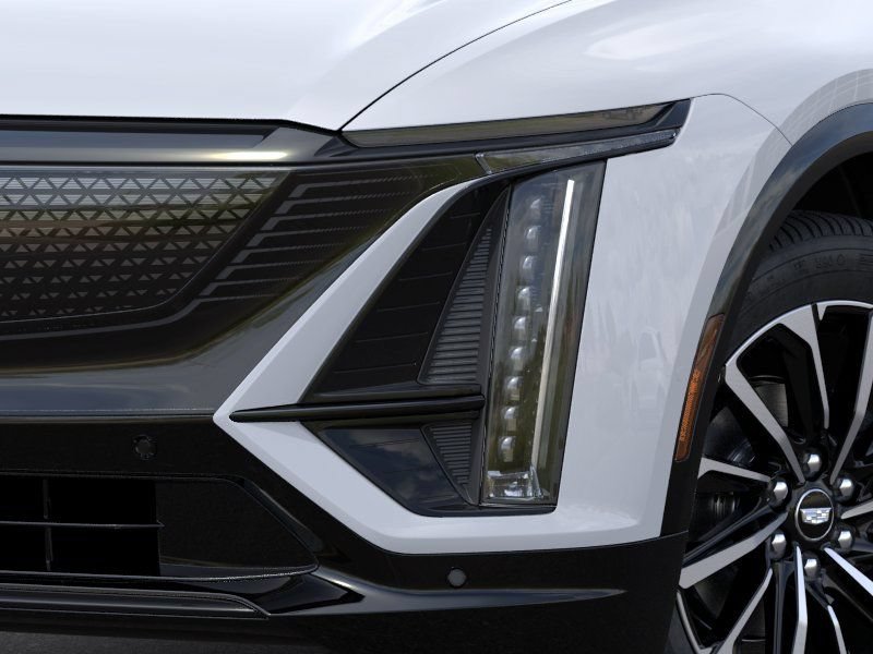 New 2026 Cadillac Lyriq Sport AWD/4WD image 10