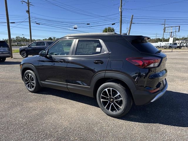 New 2026 Chevrolet TrailBlazer LT w/ Convenience Package FWD image 16