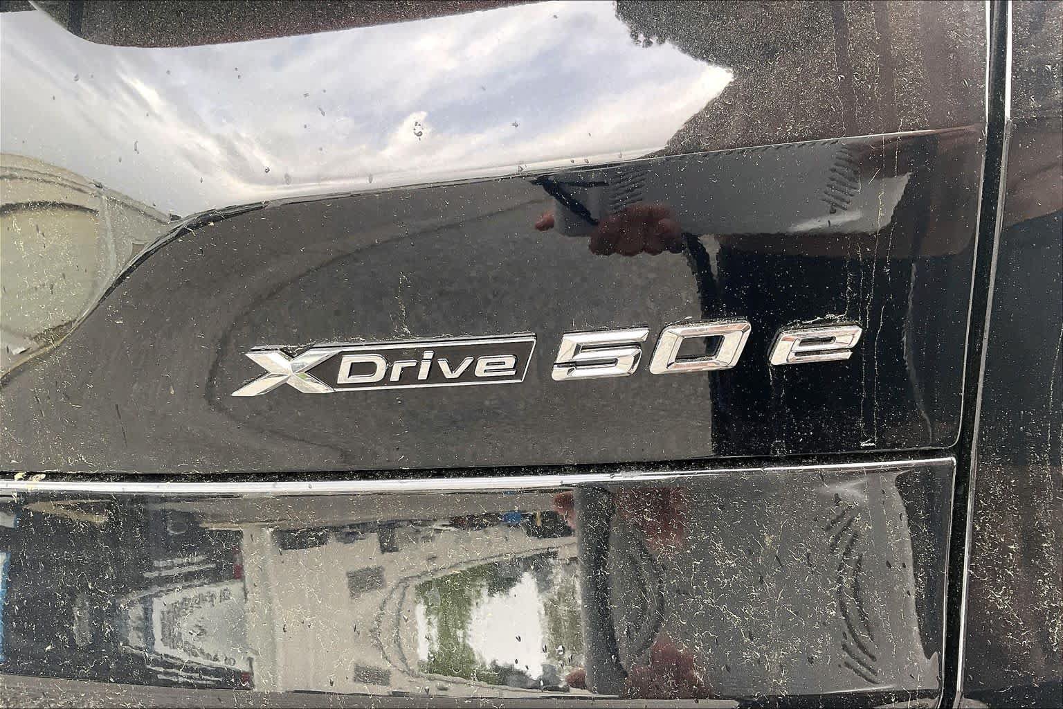 New 2026 BMW X5 xDrive50e w/ Premium Package AWD/4WD image 15