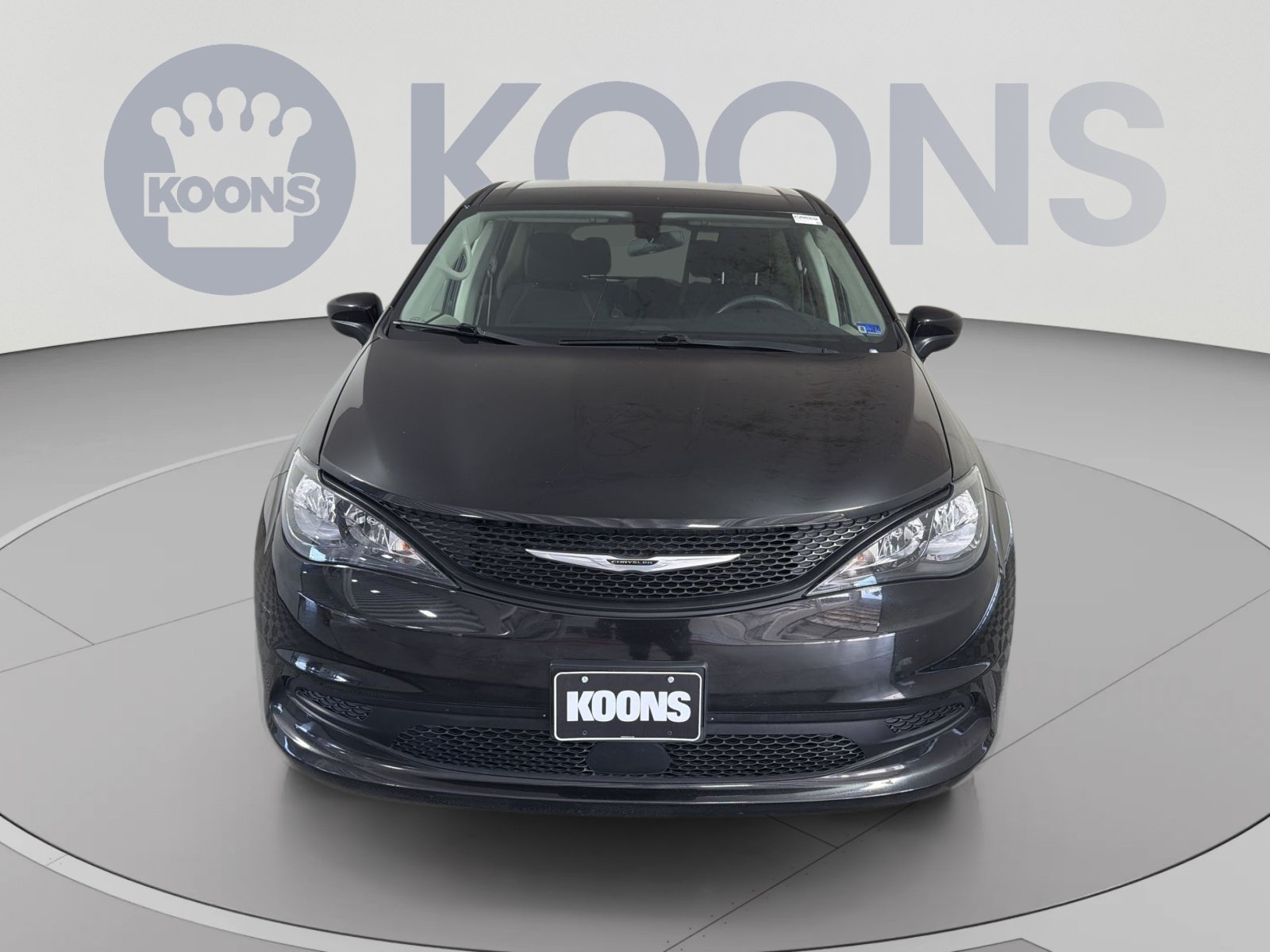 Used 2022 Chrysler Voyager LX FWD image 11