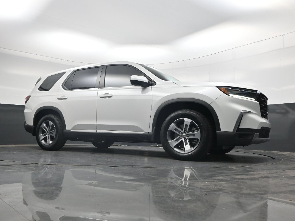 Certified 2025 Honda Pilot EX-L image 31