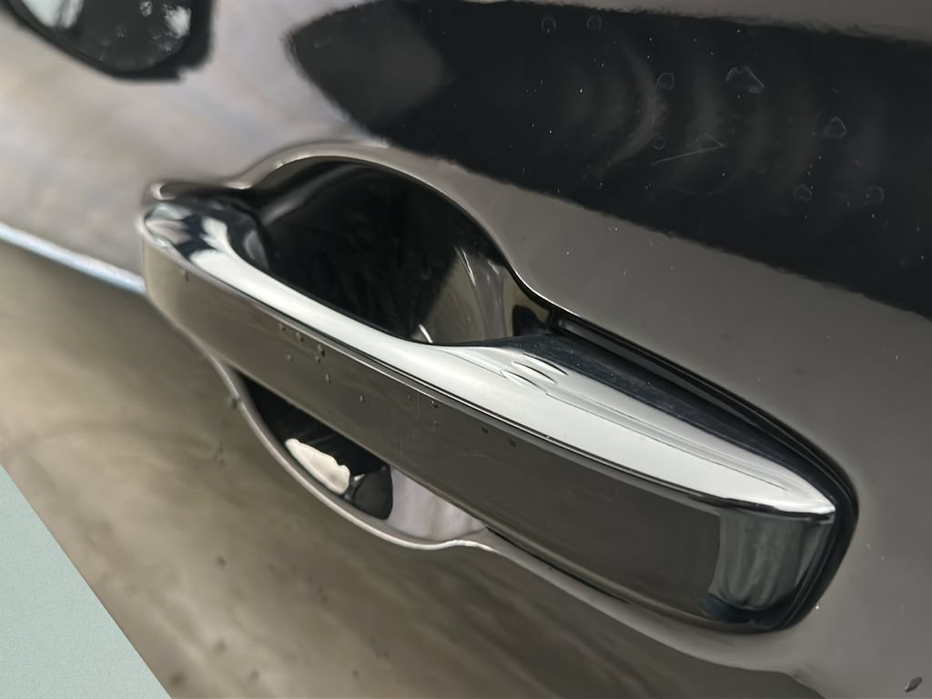 Certified 2024 Honda HR-V EX-L image 35