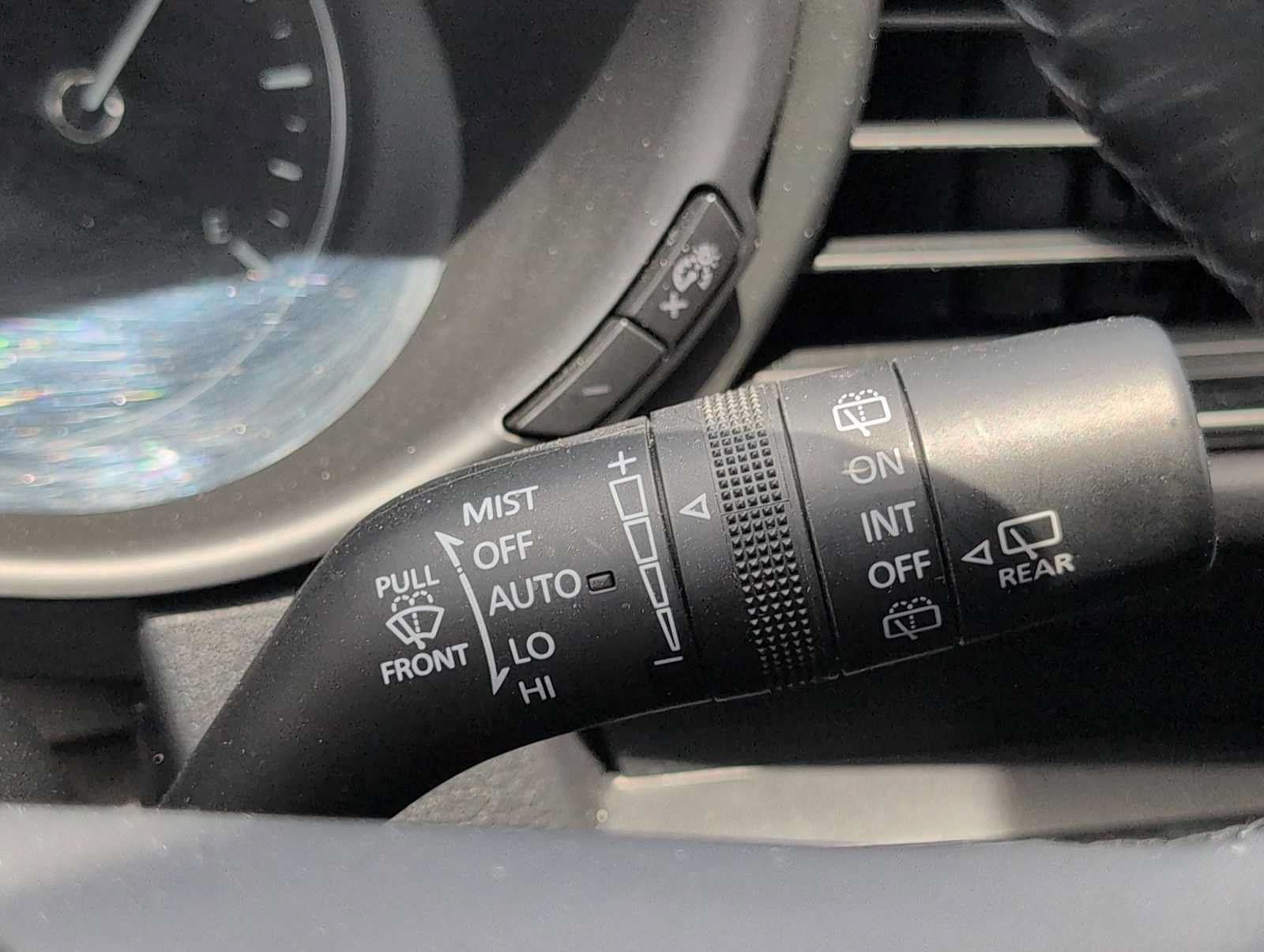 Used 2025 MAZDA CX-30 AWD 2.5 S w/ Preferred Package image 25