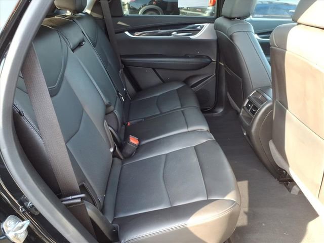 Used 2023 Cadillac XT5 Premium Luxury w/ LPO, Floor Liner Package image 21