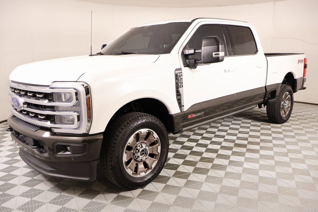 Used 2025 Ford F250 King Ranch image 11