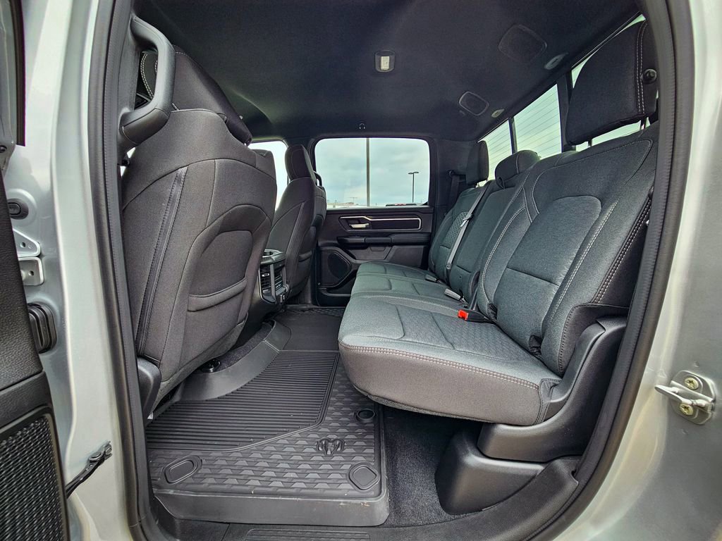 New 2026 RAM 1500 4x4 Crew Cab image 35