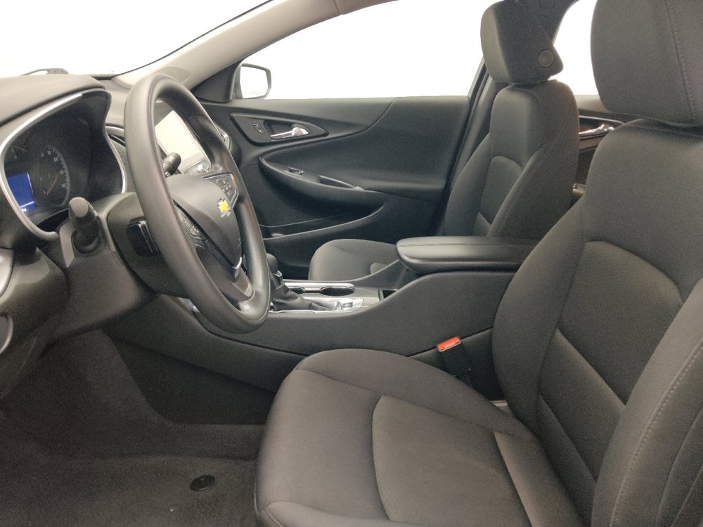 Used 2025 Chevrolet Malibu LT FWD image 17
