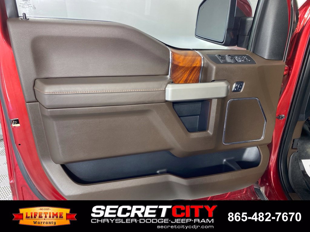 Used 2016 Ford F150 King Ranch w/ Equipment Group 601A Luxury AWD/4WD image 12
