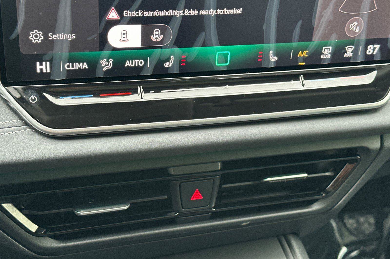 New 2026 Volkswagen Tiguan SE AWD/4WD image 19