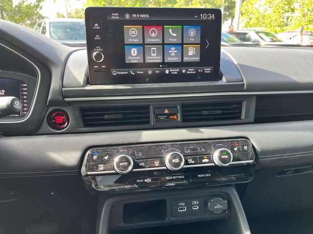 Used 2025 Honda Pilot Elite image 11
