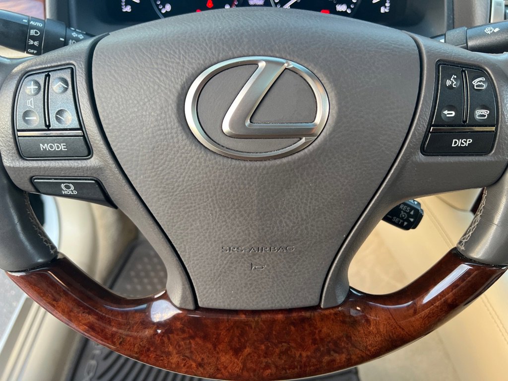 Used 2015 Lexus LS 460 image 19