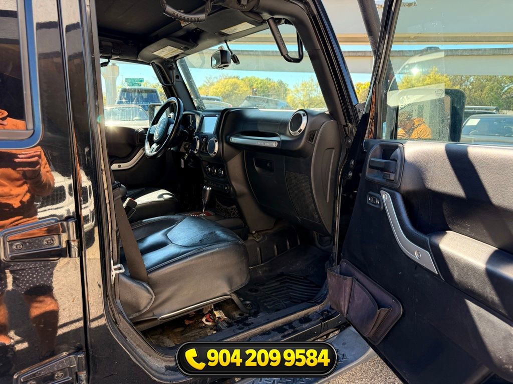 Used 2015 Jeep Wrangler Unlimited Sahara AWD/4WD image 22