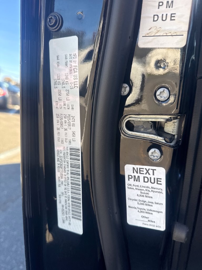 Used 2015 Dodge Journey SXT w/ Flexible Seating Group FWD image 31
